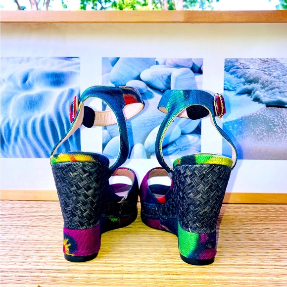 Stuart Weitzman Wedge Espadrilles - Picture 12 of 15